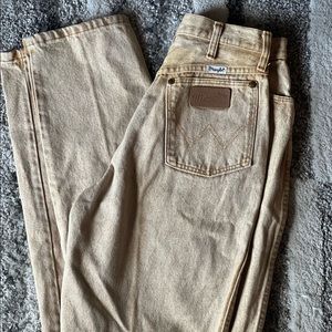 Wrangler tan denim
